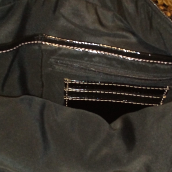 Nine & Co Faux Snakeskin Purse - Picture 5 of 5